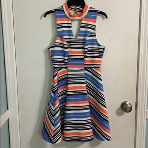 This is an extra-small women’s dress